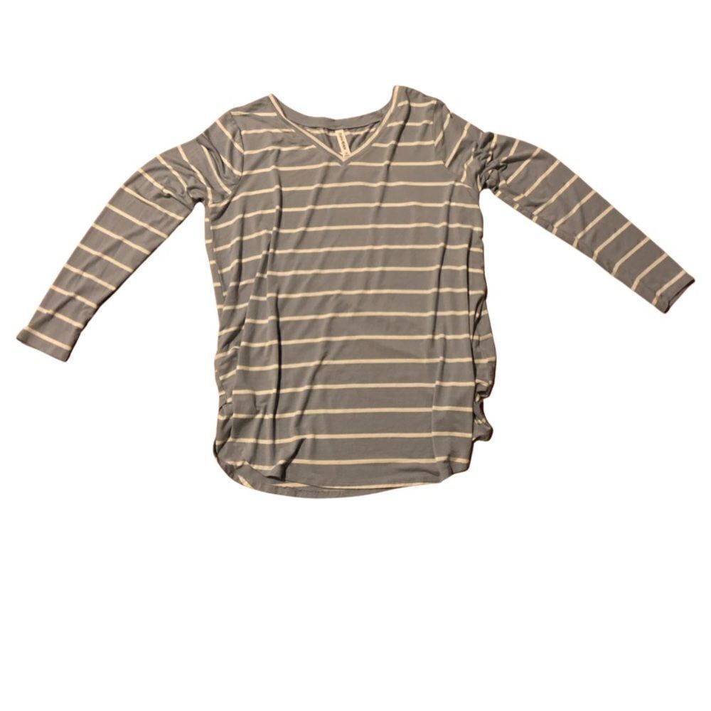 Zenana Premium Long Sleeve V-Neck Shirt | Size 1X